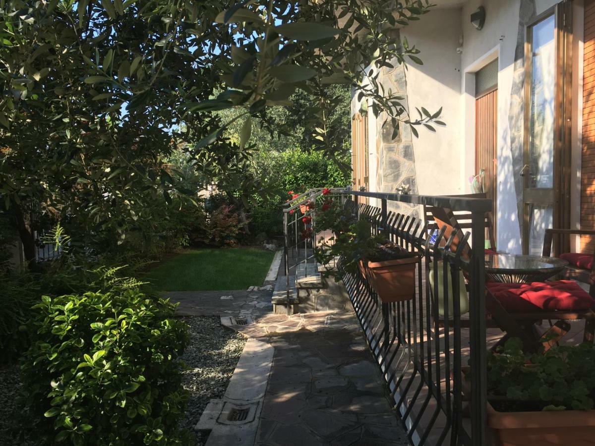 Celeste'S House Villa Rivoltella del Garda Esterno foto